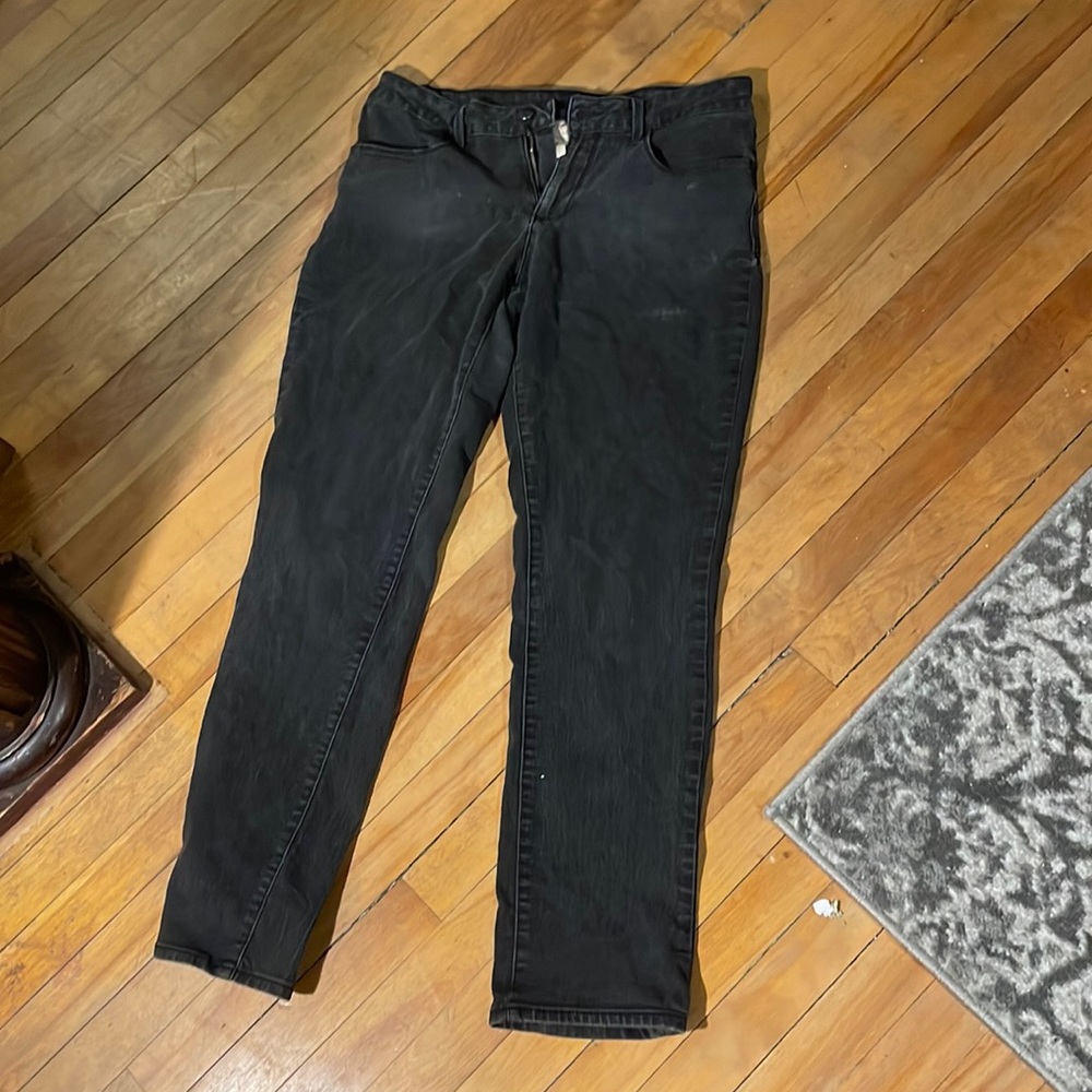 Faded black stretch skinny jeans